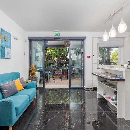 Marine Lux Apartments بولا المظهر الخارجي الصورة