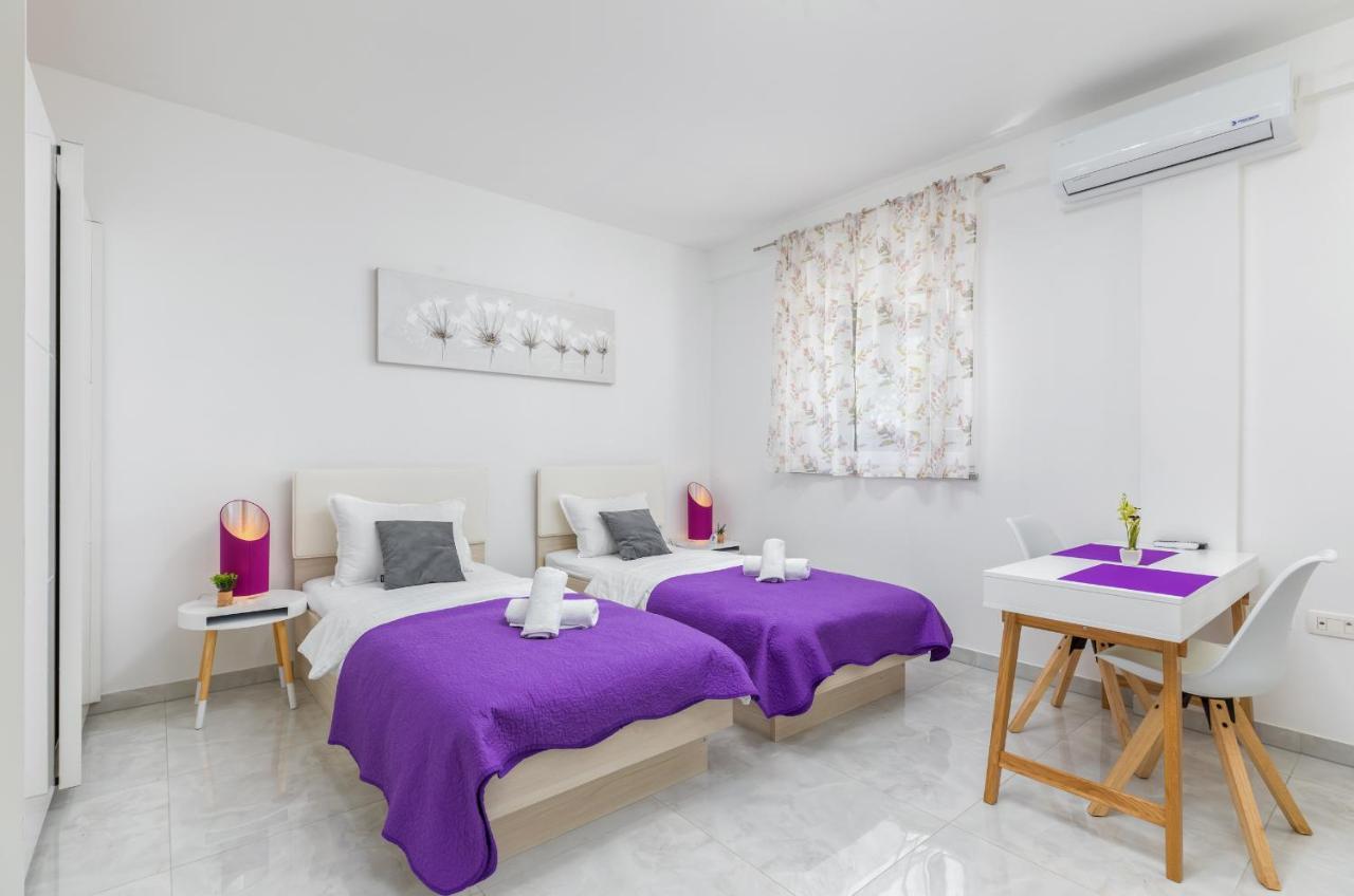 Marine Lux Apartments بولا المظهر الخارجي الصورة